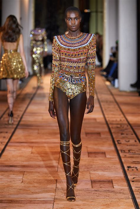 Pin on Couture Spring Summer 2020 | Zuhair murad haute couture, Couture ...