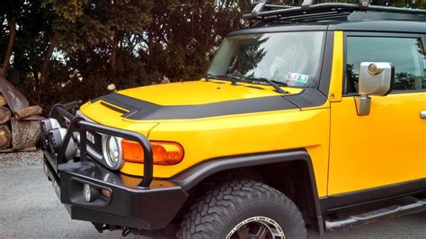 2007 Yellow FJ Cruiser Crawler Edition black roof - Toyota FJ Cruiser Forum