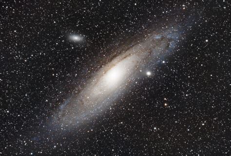 M31 - Andromeda Galaxy - 20 minutes : r/astrophotography