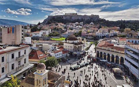 Rise in tourism boosts commercial activity in Athens city center ...