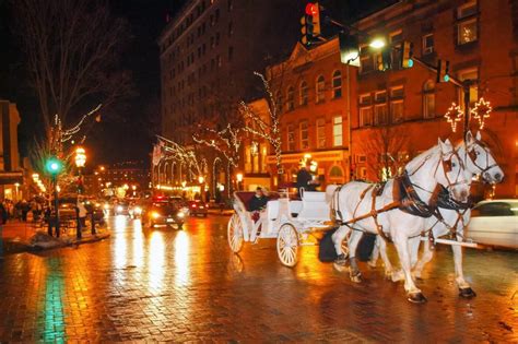 This Tiny Town Is America’s Christmas Capital | Poconos, Lehigh valley, Christmas town