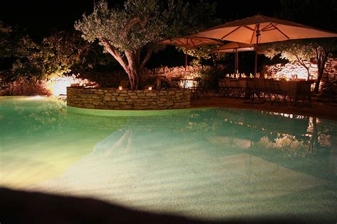 Provence Holiday Home with Pool to Rent near Gordes, Vaucluse