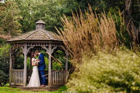 Real Weddings at Cylburn Arboretum in Baltimore, MD