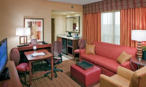 Rooms at the Embassy Suites Norman, Oklahoma