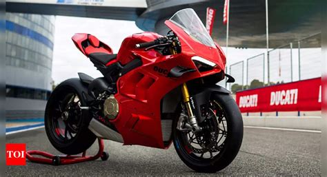 Ducati Panigale V4 Price: 2022 Ducati Panigale V4, S & SP2 launched at ...