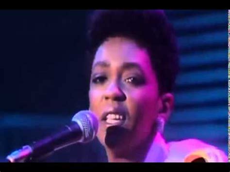 Anita Baker - Caught Up in the Rapture (Soul Train 1985) - YouTube