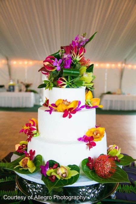 Cuban-Inspired Wedding: A Tropical Trend with Lots of Sabor