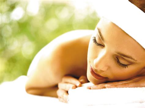 Deep Tissue Massage Techniques and Health Benefits – South Florida Health and Wellness Magazine