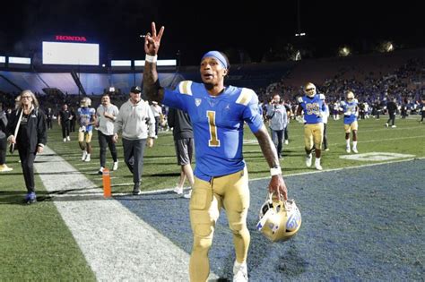 Dorian Thompson-Robinson and UCLA commandeer the spotlight with win over Washington