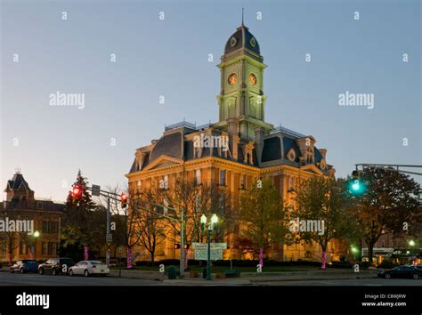 Small Town Courthouse, Hamilton County, Noblesville, Indiana, USA Stock Photo - Alamy