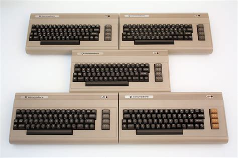 Commodore 64 – Silver Label model – VintageComputer.ca