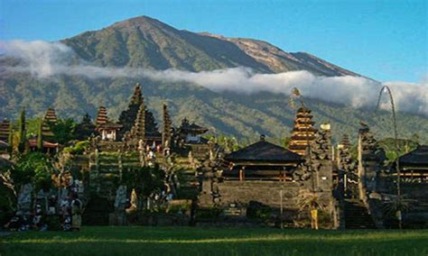 Daftar Nama Pegunungan dan Gunung Berapi di Pulau Bali