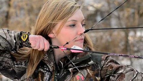 Proper Broadheads and Bow Setup is Crucial for Women Hunters | Wasp Archery