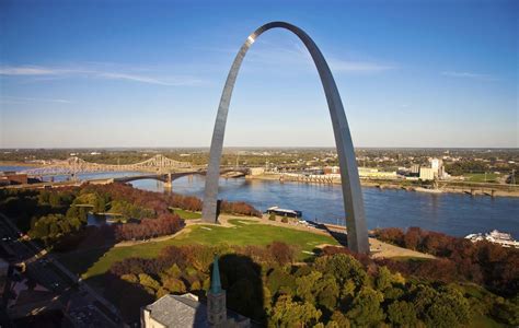 Hotels near St Louis Gateway Arch in St Louis - Choice Hotels