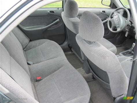 1999 Honda Civic LX Sedan interior Photo #50529358 | GTCarLot.com