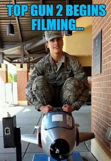 "Top Gun" Memes (36 pics)