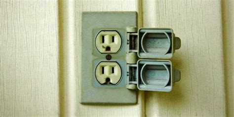 Protect Your Electrical Outlets With Plug Covers - The Ultimate Guide ...