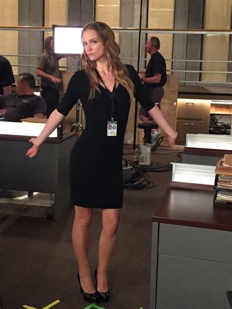 Exquisite A.J. Cook | Criminal minds, Criminal minds jj, Criminal minds cast