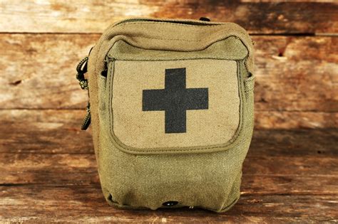 Bug Out Bag First Aid Kit Essentials - Survival Watchdog