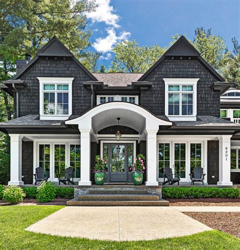 6 Home Exterior Design Trends That Are Bold And Beautiful