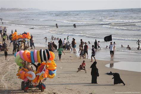 Gaza residents have no alternative to polluted beaches – Middle East Monitor
