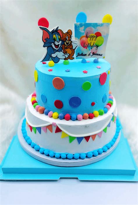 Tom and Jerry Theme Cake Ideas Images (Birthday Cake Pictures) Image Birthday Cake, Birthday ...