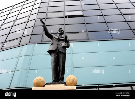 The Jimmy Hill statue outside the Ricoh Stadium in Coventry Stock Photo ...