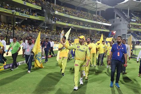 IPL 2023: WATCH - MS Dhoni and CSK team members express gratitude ...