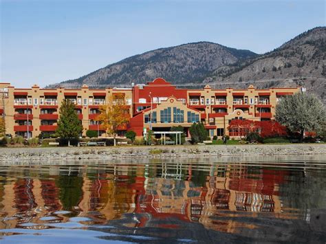 Hotel in Osoyoos | Holiday Inn Hotel & Suites Osoyoos Hotel