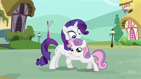 Image - Sweetie Belle hugging Rarity S03E11.png - My Little Pony ...