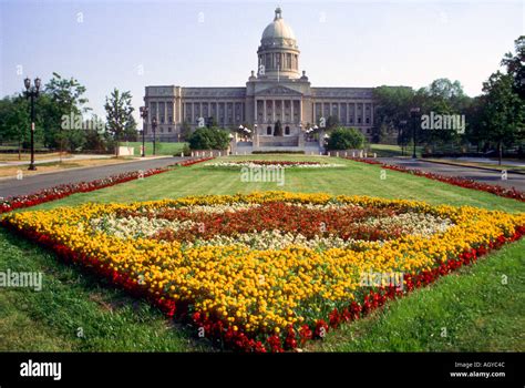 Frankfort Kentucky State Capitol Building Stock Photo - Alamy