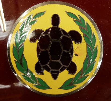 Gordon-Keeble Badge | The Tortoise Badge of a 1965 Gordon-Ke… | Flickr