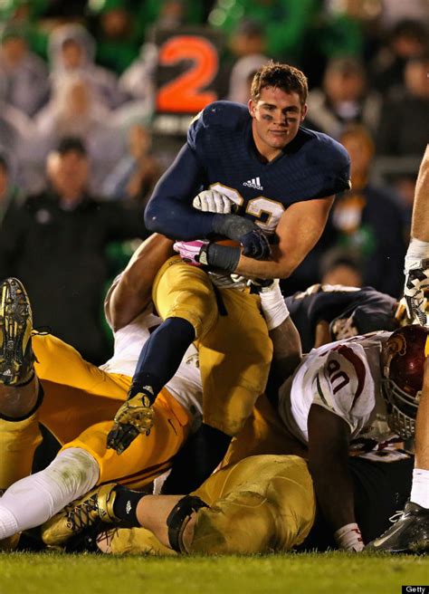 Notre Dame's Cam McDaniel Is One Ridiculously Photogenic Running Back ...