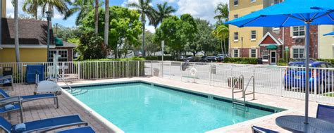 Miami Suite Hotel Fitness Center | TownePlace Suites in Miami Florida