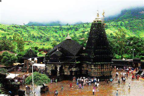 Offbeat Places|Homestays|Trimbakeshwar Shiva Temple Nashik Places To ...