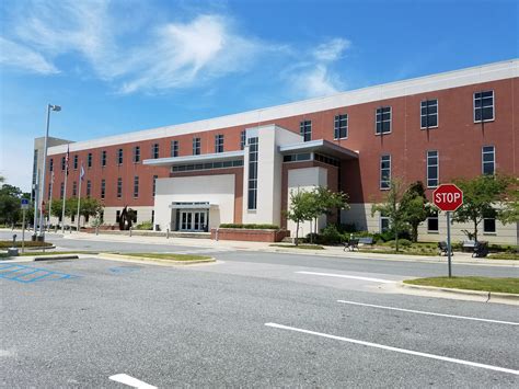 Okaloosa County auxiliary Courthouse. Ft. Walton Beach, Florida. Geo ...