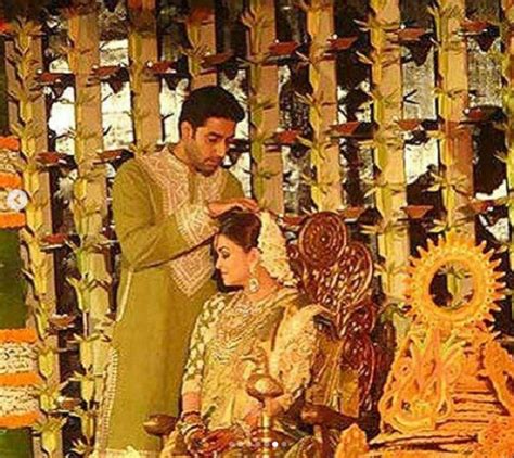 Abhishek Fixing Aishwarya’s Gajra In These Old Pics From Her Baby Shower Proves They’re Made For ...