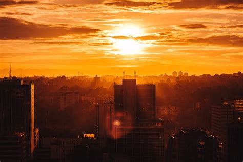 Nairobi Sunset : r/sunset