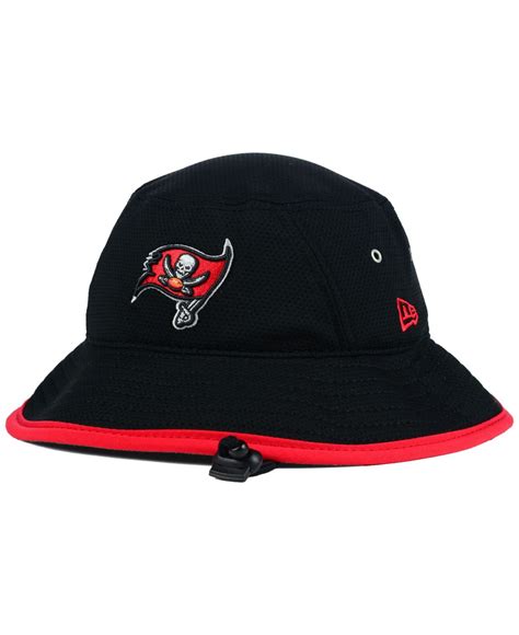 KTZ Tampa Bay Buccaneers Training Bucket Hat in Black for Men | Lyst