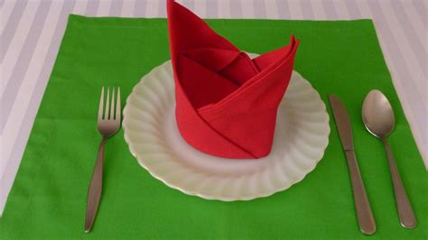 Napkin Folding for the Holidays - HubPages