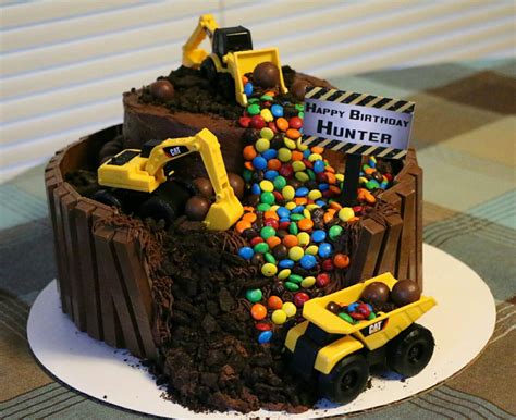 Construction Theme, Trucks, Loaders, Bull Dozers, Chocolate and Candy, Birthday Boy | Truck ...