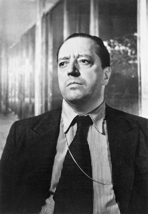 portrait-of-ludwig-mies-van-der-rohe-photo-werner-rohde-1934-bauhaus | The Charnel-House