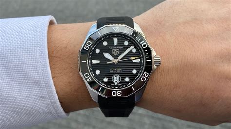 TAG Heuer Aquaracer Professional 300 black 43 mm - YouTube