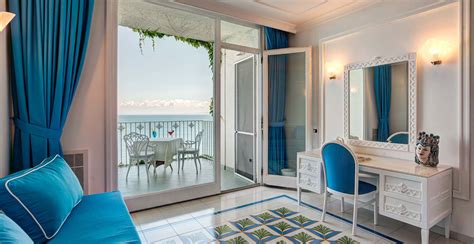 Discover the rooms at Grand Hotel Riviera in Sorrento