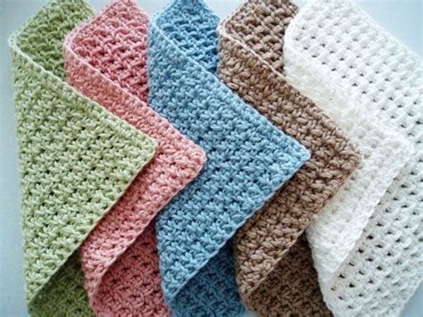 15 Quick and Easy Crochet Washcloth to Make This Weekend - Ideal Me | Crochet washcloth pattern ...