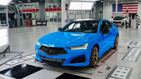 2023 Acura TLX Type S PMC Edition and its fancy paint can now be reserved