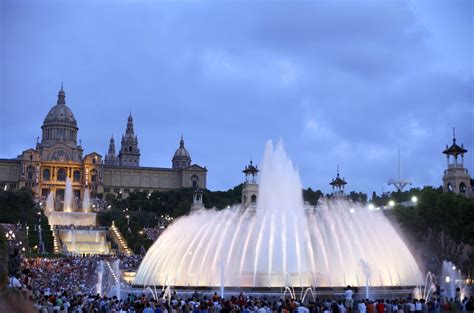 Font Màgica de Montjuïc (Montjuïc Magic Fountain) | Attractions in Sants - Montjuïc, Barcelona