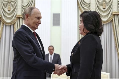 Russia ratifies North Korea pact after US says up to 10,000 North ...