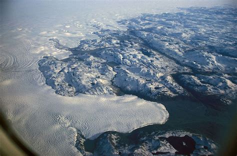 Look At Glaciers Past Suggests Greenland Melting Could Rapidly Heighten ...