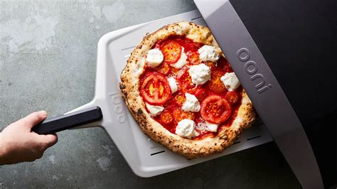 Ooni Fyra Lighting: Master the Fire for Perfect Pizzas - OutingFlame